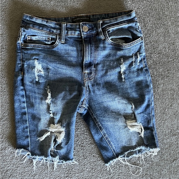 summer Ripped jean shorts - Picture 1 of 2